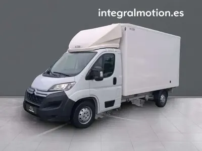 Usado Citroën Jumper 140 CV (102 kW) 2023 Blanco Monovolumen