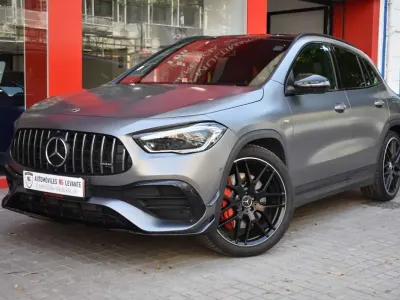 Usado Mercedes GLA45 AMG AMG 421 CV (309 kW) 2021 Gris SUV