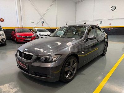 Usado BMW 318 Comfort Edition 129 CV (94 kW) 2005 Beige Berlina