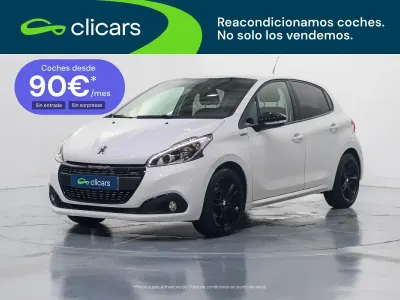 Usado Peugeot 208 GT-line 110 CV (80 kW) 2019 Blanco Utilitario