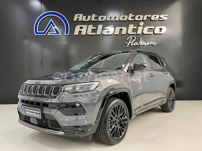 Usado Jeep Compass 240 CV (176 kW) 2023 Gris / plata SUV