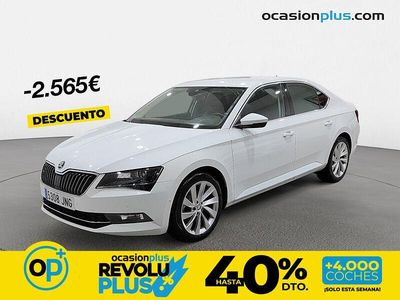 Usado Skoda Superb Style 150 CV (110 kW) 2016 Blanco Berlina