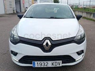 Usado Renault Clio IV Business 75 CV (55 kW) 2017 Blanco Berlina