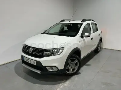 Usado Dacia Sandero Essentiel 90 CV (66 kW) 2019 Blanco Berlina