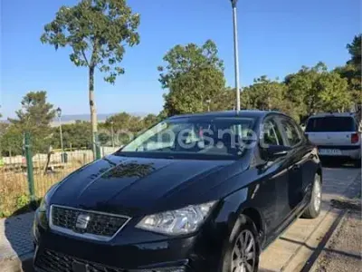 Usado Seat Ibiza Style 80 CV (58 kW) 2019 Negro Utilitario