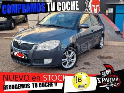 Gris / plata Usado 2008 Skoda Fabia Sport Berlina | 3990 € (Caro)