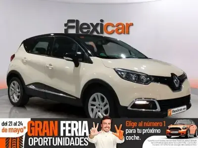 Occasion Renault Captur Version S 120 PK (88 kW) 2017 Beige SUV