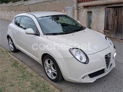 Usado Alfa Romeo MiTo Distinctive 120 CV (88 kW) 2009 Beige Utilitario