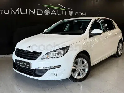 Usado Peugeot 308 Active 120 CV (88 kW) 2016 Blanco Berlina
