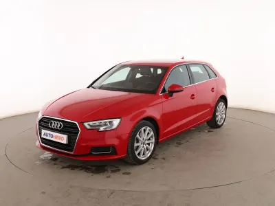 Usado Audi A3 Sportback Design 115 CV (84 kW) 2018 Rojo Utilitario