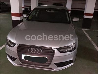 Usado Audi A4 120 CV (88 kW) 2012 Gris / plata Berlina