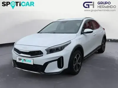 Usado Kia XCeed 141 HP (103 kW) 2024 Branco SUV