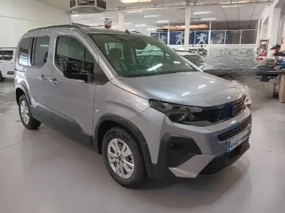 Nuevo Peugeot Rifter Allure 100 CV (73 kW) 2026 Gris Monovolumen
