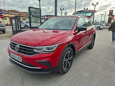 Usado VW Tiguan Life 122 CV (89 kW) 2021 Granate SUV