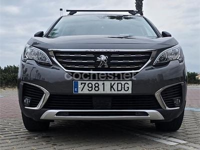 Usado Peugeot 5008 Allure 130 CV (95 kW) 2017 Gris / plata SUV