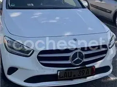Usado Mercedes B250 218 CV (160 kW) 2021 Blanco Utilitario