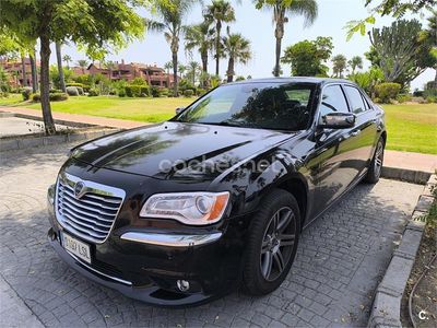 Negro Usado 2013 Lancia Thema Platinum Berlina | 11.790 €