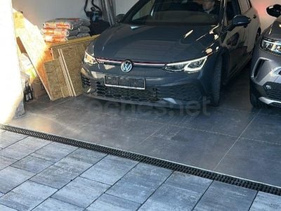 Usado VW Golf VIII GTI Clubsport 301 CV (221 kW) 2022 Gris / plata Berlina