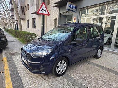 Usado Ford Tourneo Courier Ambiente 100 CV (73 kW) 2016 Azul Monovolumen