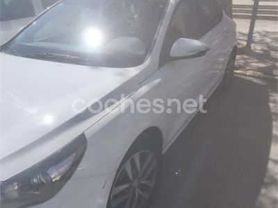 Käytetty Hyundai i30 120 HP (88 kW) 2018 Valkoinen Sedan