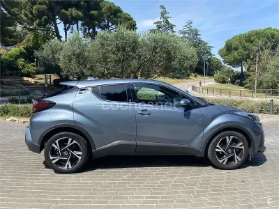 Usado Toyota C-HR Advance 122 CV (89 kW) 2023 Gris / plata SUV