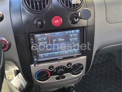 Usado Chevrolet Kalos Sport 94 CV (69 kW) 2005 Negro Berlina