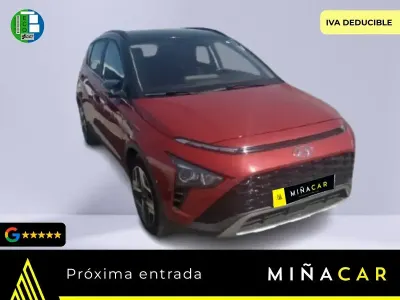 Usado Hyundai Bayon Blackline 100 CV (73 kW) 2022 Rojo SUV