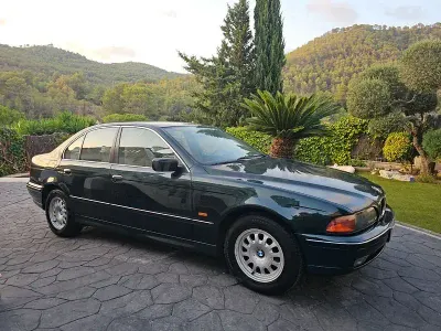 Usado BMW 523 170 CV (125 kW) 2000 Verde Berlina