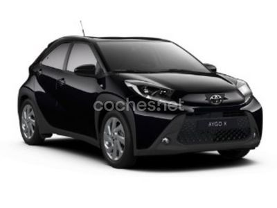 Usado Toyota Aygo X Play 72 CV (52 kW) 2023 Negro SUV