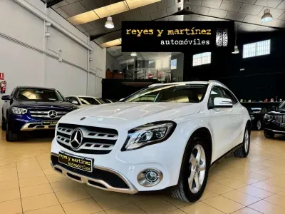 Usado Mercedes GLA200 136 CV (100 kW) 2018 Blanco SUV