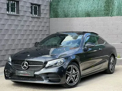 Używany Mercedes C220