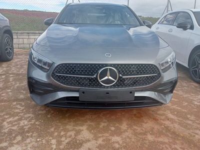 Gris Usado 2023 Mercedes A250 Advanced Berlina | 57.902 €