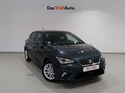 Usado Seat Ibiza 115 CV (84 kW) 2024 Gris / plata Utilitario