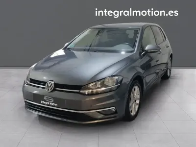 Usado VW Golf VII Advance 150 CV (110 kW) 2018 Gris Berlina