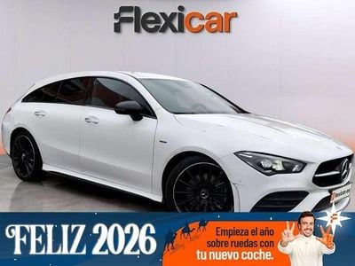 Blanco Usado 2021 Mercedes CLA220 Shooting Brake Familiar | 26.290 € (Buen precio)