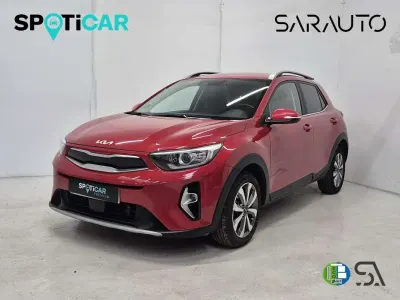 Occasion Kia Stonic 101 PK (74 kW) 2022 Rood SUV