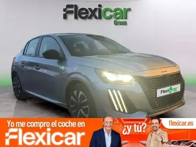 Usado Peugeot 208 Allure 100 CV (73 kW) 2024 Blanco Utilitario