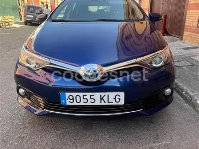 Usado Toyota Auris Hybrid