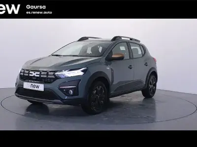 Usado Dacia Sandero Expression 110 CV (80 kW) 2024 Verde Berlina