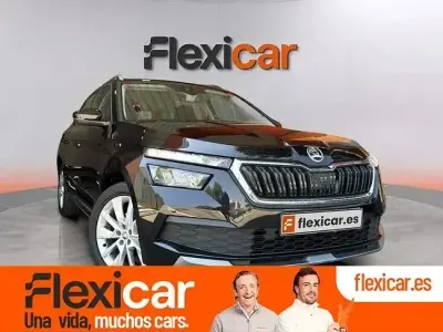 Usado Skoda Kamiq Ambition 110 CV (80 kW) 2020 Negro SUV