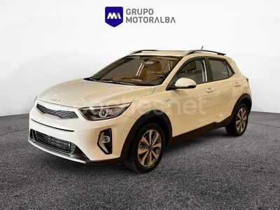 Blanco Usado 2022 Kia Stonic SUV | 18.990 € (Un poco caro)