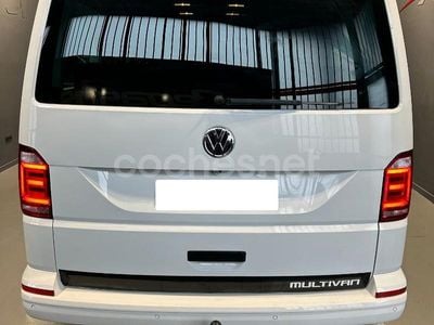 Usado 2015 VW Multivan Highline Van | 34.700 €