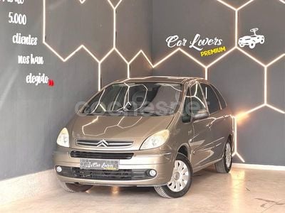 Usado Citroën Xsara Picasso Exclusive 92 CV (67 kW) 2008 Beige Monovolumen