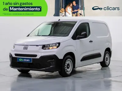 Usado Fiat Doblò 102 CV (75 kW) 2024 Blanco Monovolumen