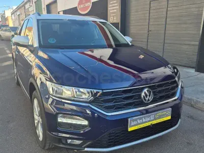 Usado VW T-Roc Advance 150 CV (110 kW) 2019 Azul SUV