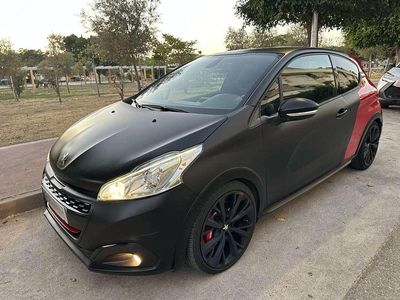 Rojo Usado 2017 Peugeot 208 GTi by Peugeot Sport Utilitario | 17.900 €