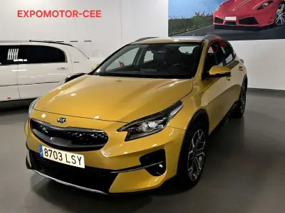Usado Kia XCeed 141 CV (103 kW) 2022 Naranja SUV