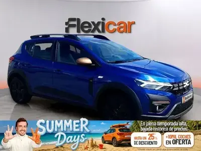 Usado Dacia Sandero Essentiel 101 CV (74 kW) 2025 Azul Berlina