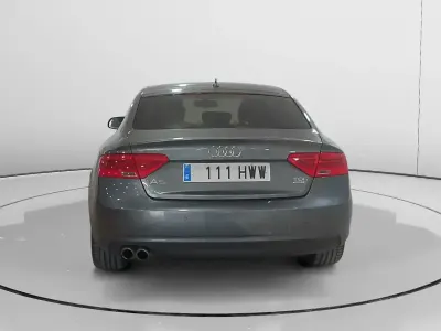 Usado Audi A5 Advanced 177 CV (130 kW) 2014 Gris Coupe