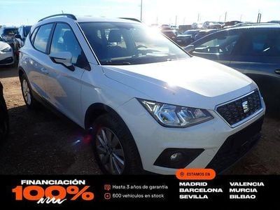 Usado Seat Arona Style 110 CV (80 kW) 2021 Blanco SUV